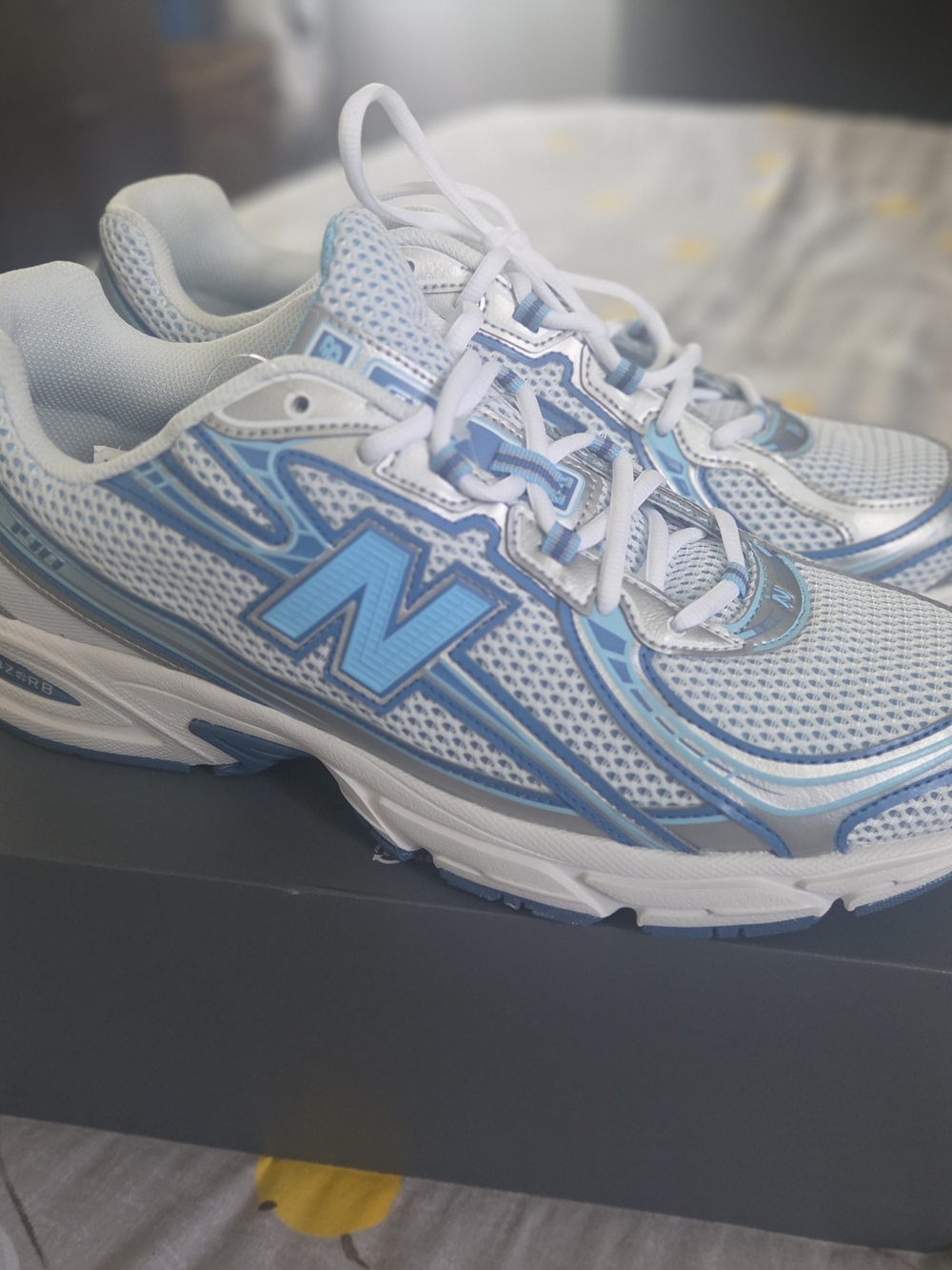 New Balance Light Blue & White Mesh Running Sneakers, 12
